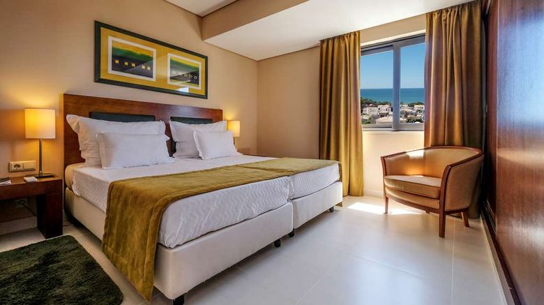 <b>Vila Gale Atlantico Suite</b>. Images powered by <a href="https://iceportal.shijigroup.com/" title="IcePortal" target="_blank">IcePortal</a>.