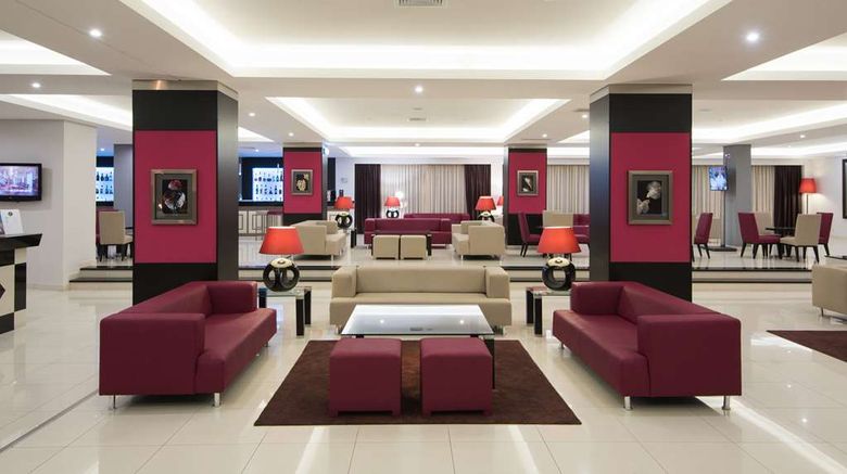 <b>Vila Gale Atlantico Lobby</b>. Images powered by <a href="https://iceportal.shijigroup.com/" title="IcePortal" target="_blank">IcePortal</a>.