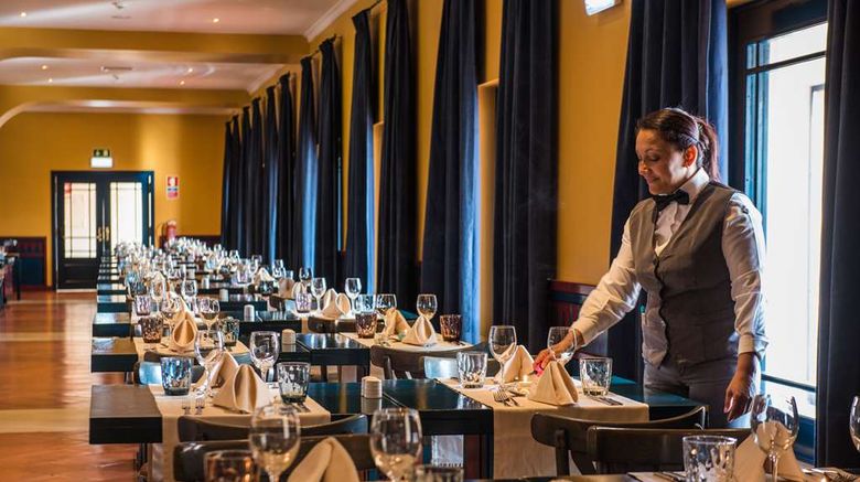 <b>Vila Gale Tavira Restaurant</b>. Images powered by <a href="https://iceportal.shijigroup.com/" title="IcePortal" target="_blank">IcePortal</a>.