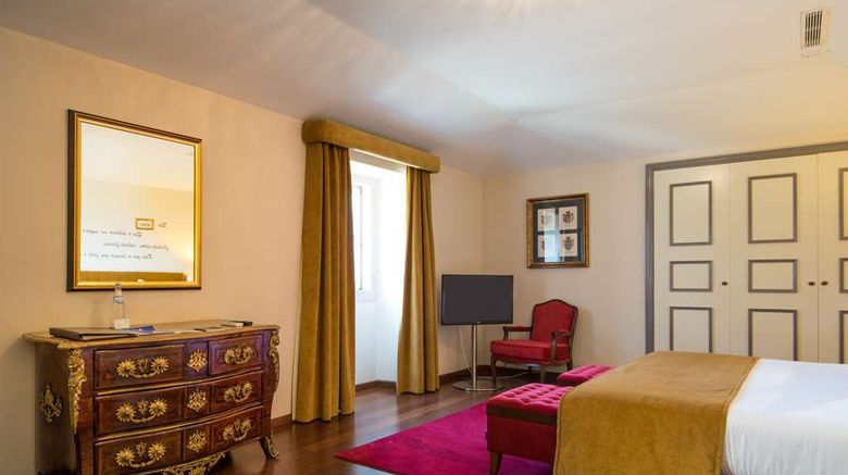<b>Vila Gale Collection Palacio dos Arcos Room</b>. Images powered by <a href="https://iceportal.shijigroup.com/" title="IcePortal" target="_blank">IcePortal</a>.