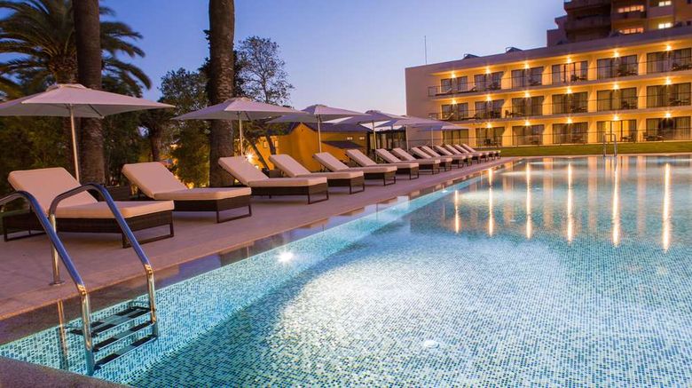 <b>Vila Gale Collection Palacio dos Arcos Pool</b>. Images powered by <a href="https://iceportal.shijigroup.com/" title="IcePortal" target="_blank">IcePortal</a>.