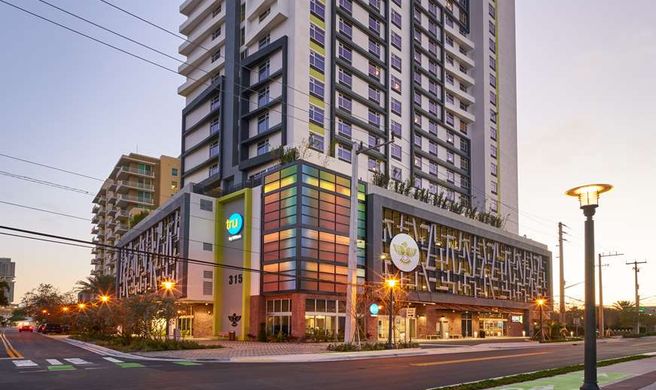 Tru by Hilton Downtown-Flagler Village Exterior