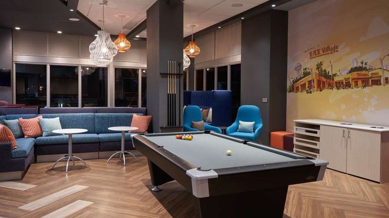 <b>Tru by Hilton Downtown-Flagler Village Lobby</b>. Images powered by <a href="https://iceportal.shijigroup.com/" title="IcePortal" target="_blank">IcePortal</a>.
