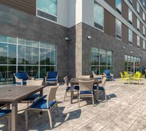 Hilton Garden Inn Fort Wayne North Exterior