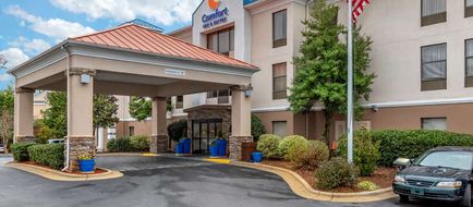 Comfort Inn & Suites Asheboro Exterior
