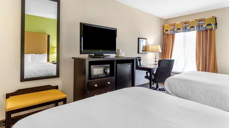 <b>Comfort Inn & Suites Asheboro Room</b>. Images powered by <a href="https://iceportal.shijigroup.com/" title="IcePortal" target="_blank">IcePortal</a>.