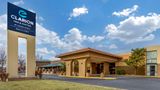 <b>Clarion Inn and Suites Exterior</b>. Images powered by <a href="https://iceportal.shijigroup.com/" title="IcePortal" target="_blank">IcePortal</a>.