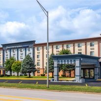 Days Inn and Suites by Wyndham