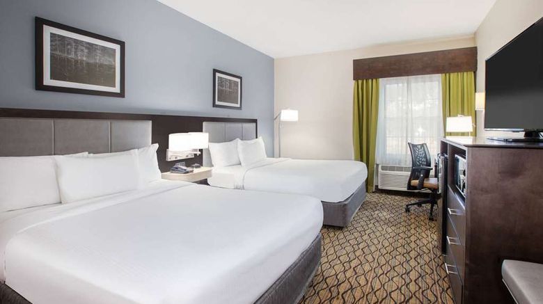 <b>Wingate by Wyndham Roseville/Detroit Room</b>. Images powered by <a href="https://iceportal.shijigroup.com/" title="IcePortal" target="_blank">IcePortal</a>.