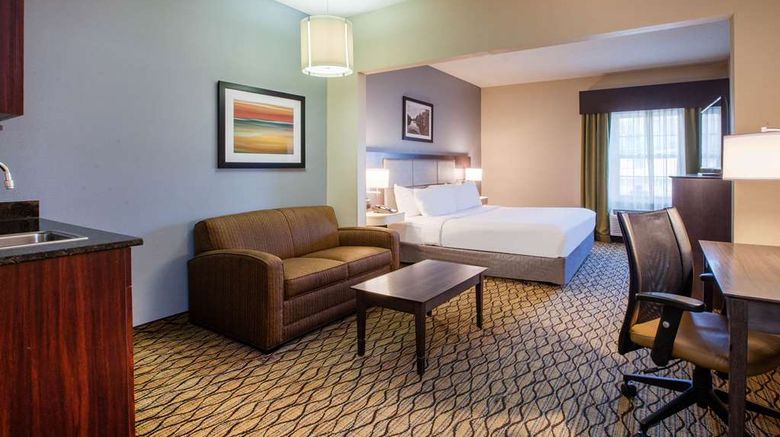 <b>Wingate by Wyndham Roseville/Detroit Suite</b>. Images powered by <a href="https://iceportal.shijigroup.com/" title="IcePortal" target="_blank">IcePortal</a>.