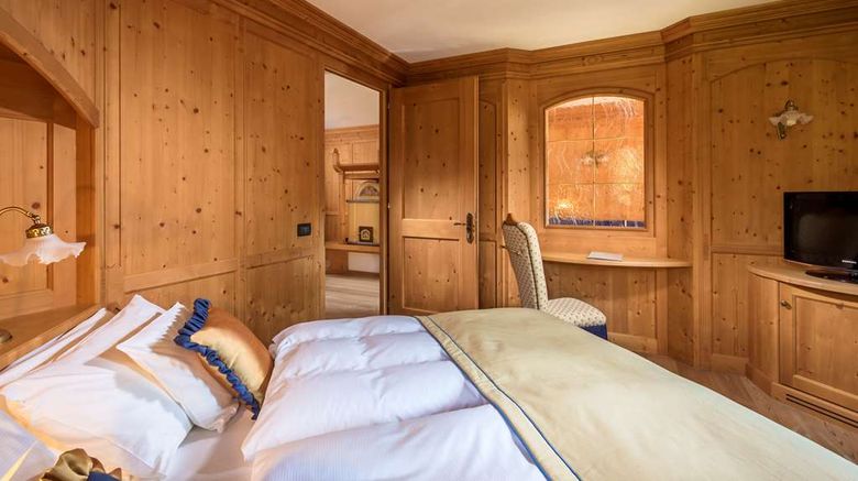 <b>Chalet del Sogno Suite</b>. Images powered by <a href="https://iceportal.shijigroup.com/" title="IcePortal" target="_blank">IcePortal</a>.