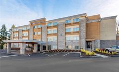 Comfort Inn & Suites Washington Square