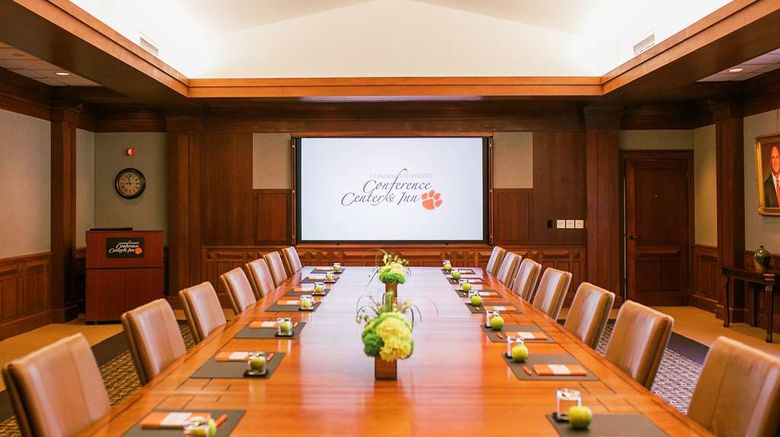 <b>Clemson University Conf Center & Inn Meeting</b>. Images powered by <a href="https://iceportal.shijigroup.com/" title="IcePortal" target="_blank">IcePortal</a>.