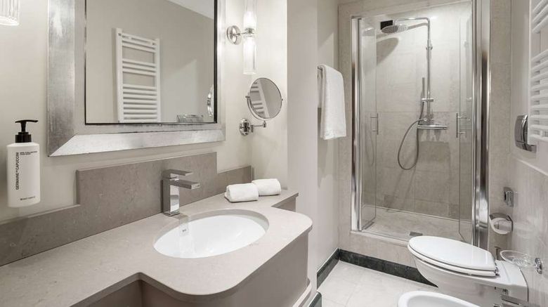 <b>Hotel Capo d'Africa Room</b>. Images powered by <a href="https://iceportal.shijigroup.com/" title="IcePortal" target="_blank">IcePortal</a>.