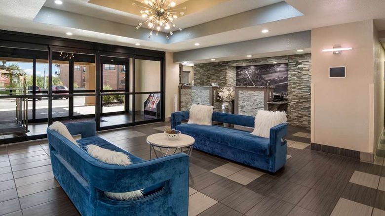 <b>SureStay Plus by Best Western Coralville Lobby</b>. Images powered by <a href="https://iceportal.shijigroup.com/" title="IcePortal" target="_blank">IcePortal</a>.