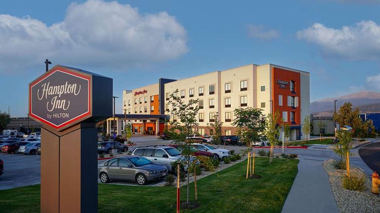 <b>Hampton Inn Colorado Springs I25 Central Exterior</b>. Images powered by <a href="https://iceportal.shijigroup.com/" title="IcePortal" target="_blank">IcePortal</a>.