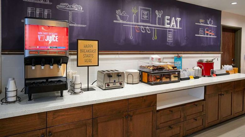 <b>Hampton Inn Colorado Springs I25 Central Restaurant</b>. Images powered by <a href="https://iceportal.shijigroup.com/" title="IcePortal" target="_blank">IcePortal</a>.