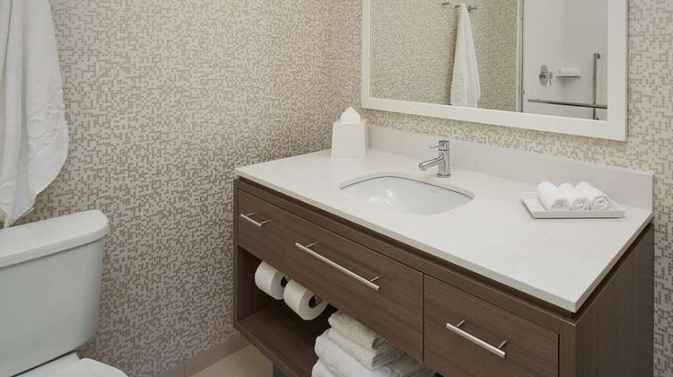 Home2 Sts by Hilton Dwtn Flagler Village Room