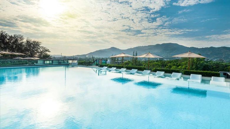 <b>Hilton Garden Inn Phuket Bang Tao Pool</b>. Images powered by <a href="https://iceportal.shijigroup.com/" title="IcePortal" target="_blank">IcePortal</a>.