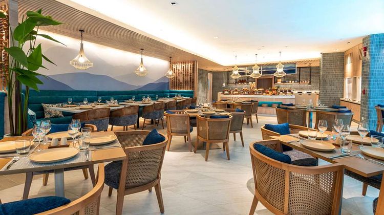 Hilton Garden Inn Phuket Bang Tao Restaurant
