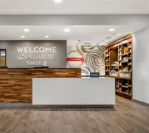 Hampton Inn & Suites Pekin Peoria Area Lobby