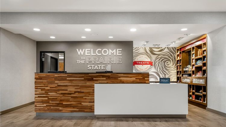 Hampton Inn & Suites Pekin Peoria Area Lobby