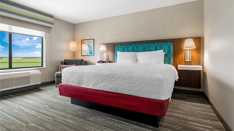 Hampton Inn & Suites Pekin Peoria Area Room