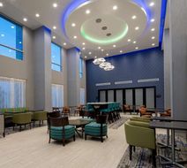 Hampton Inn & Suites Gilroy Lobby