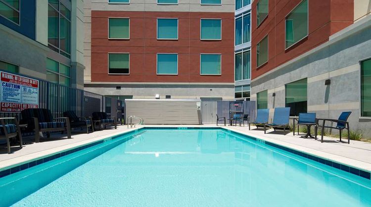 Hampton Inn & Suites Gilroy Pool