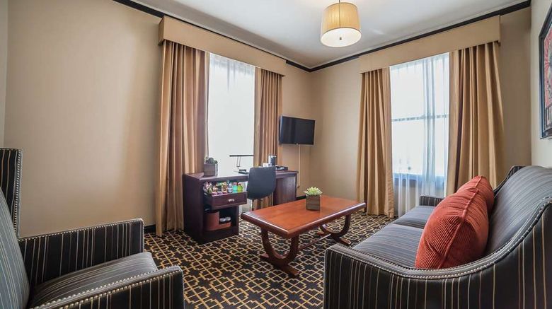 <b>The Peery Hotel Room</b>. Images powered by <a href="https://iceportal.shijigroup.com/" title="IcePortal" target="_blank">IcePortal</a>.