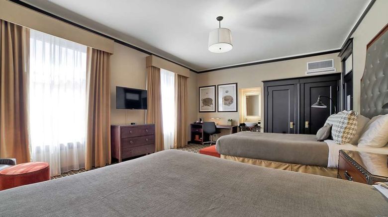 <b>The Peery Hotel Room</b>. Images powered by <a href="https://iceportal.shijigroup.com/" title="IcePortal" target="_blank">IcePortal</a>.