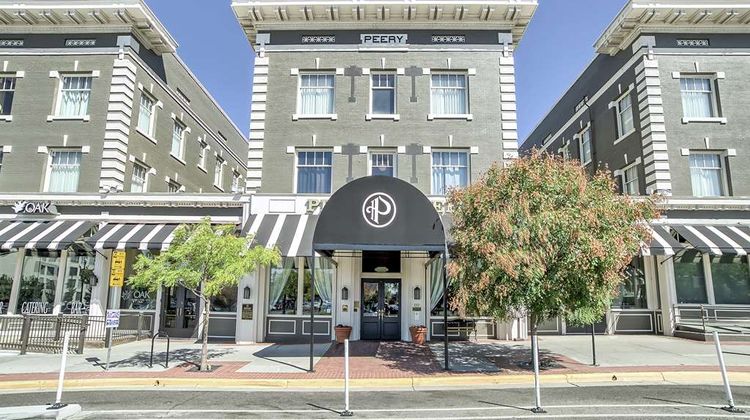 The Peery Hotel Exterior