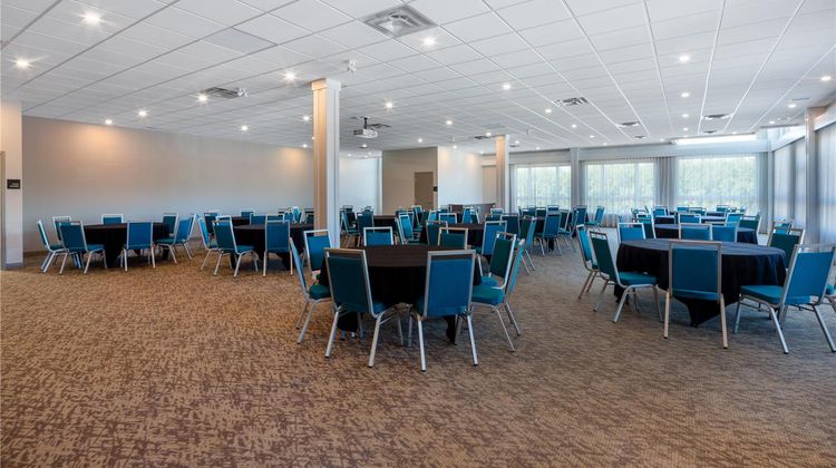 Hampton Inn & Suites Edmonton St Albert Meeting