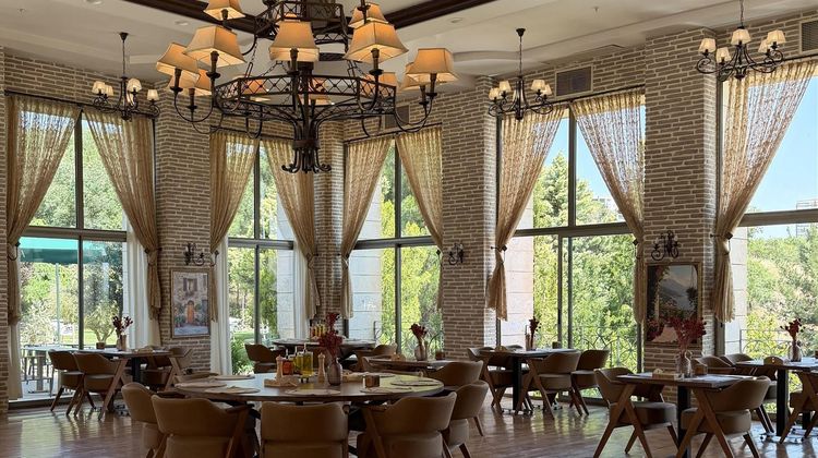 Ramada Plaza by Wyndham Mardin Restaurant