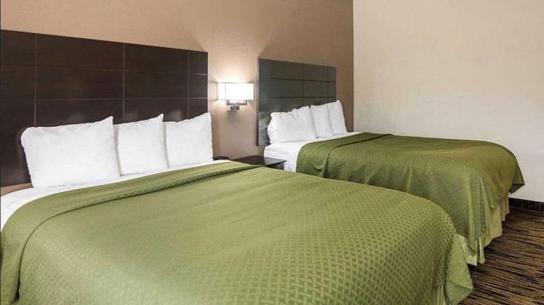 <b>Days Inn by Wyndham Fort Worth North Room</b>. Images powered by <a href="https://iceportal.shijigroup.com/" title="IcePortal" target="_blank">IcePortal</a>.
