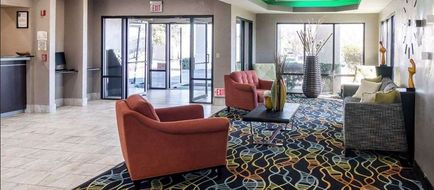 Days Inn by Wyndham Fort Worth North Lobby