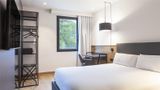 <b>Hotel SB Express Madrid Norte Suite</b>. Images powered by <a href="https://iceportal.shijigroup.com/" title="IcePortal" target="_blank">IcePortal</a>.
