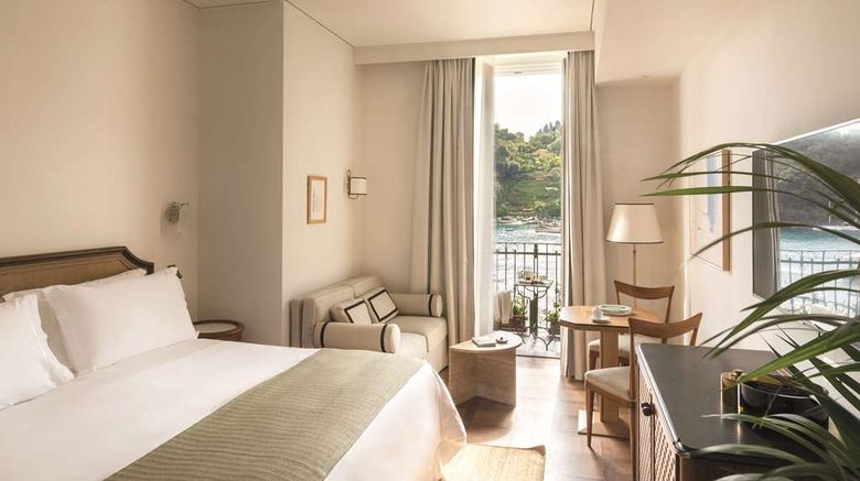 <b>Splendido Mare, A Belmond Hotel Suite</b>. Images powered by <a href="https://iceportal.shijigroup.com/" title="IcePortal" target="_blank">IcePortal</a>.