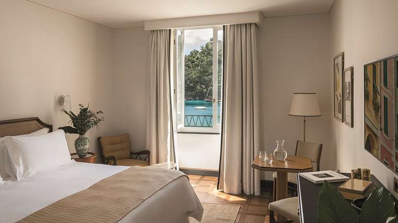 <b>Splendido Mare, A Belmond Hotel Suite</b>. Images powered by <a href="https://iceportal.shijigroup.com/" title="IcePortal" target="_blank">IcePortal</a>.