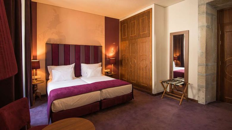 <b>Hotel Vila Gale Collection Braga Room</b>. Images powered by <a href="https://iceportal.shijigroup.com/" title="IcePortal" target="_blank">IcePortal</a>.