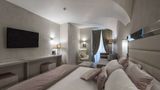 <b>Terrace Pantheon Relais Suite</b>. Images powered by <a href="https://iceportal.shijigroup.com/" title="IcePortal" target="_blank">IcePortal</a>.