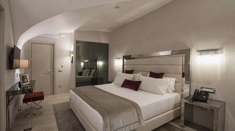 <b>Terrace Pantheon Relais Room</b>. Images powered by <a href="https://iceportal.shijigroup.com/" title="IcePortal" target="_blank">IcePortal</a>.