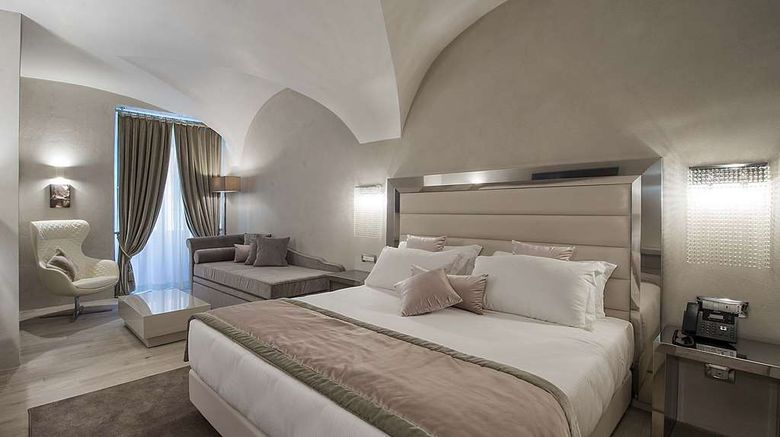<b>Terrace Pantheon Relais Suite</b>. Images powered by <a href="https://iceportal.shijigroup.com/" title="IcePortal" target="_blank">IcePortal</a>.