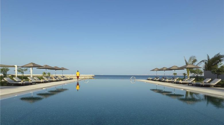 <b>Kempinski Hotel Muscat Pool</b>. Images powered by <a href="https://iceportal.shijigroup.com/" title="IcePortal" target="_blank">IcePortal</a>.