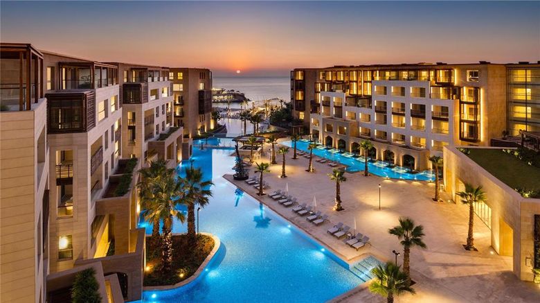 <b>Kempinski Summerland Hotel & Resort Exterior</b>. Images powered by <a href="https://iceportal.shijigroup.com/" title="IcePortal" target="_blank">IcePortal</a>.