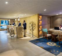 Kempinski Summerland Hotel & Resort Lobby