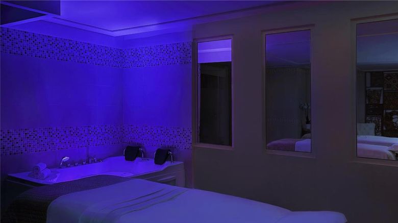 <b>Kempinski Summerland Hotel & Resort Spa</b>. Images powered by <a href="https://iceportal.shijigroup.com/" title="IcePortal" target="_blank">IcePortal</a>.