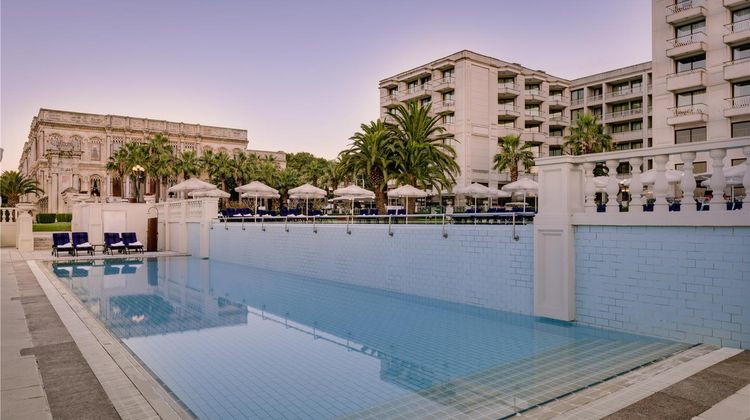 Ciragan Palace Kempinski Pool
