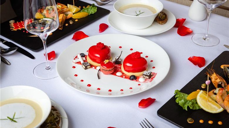 <b>Kempinski Hotel Khan Palace Restaurant</b>. Images powered by <a href="https://iceportal.shijigroup.com/" title="IcePortal" target="_blank">IcePortal</a>.