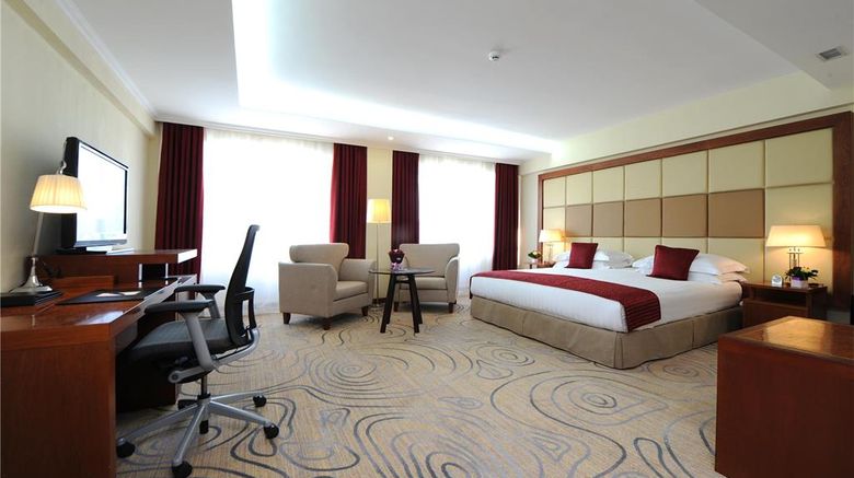 <b>Kempinski Hotel Khan Palace Room</b>. Images powered by <a href="https://iceportal.shijigroup.com/" title="IcePortal" target="_blank">IcePortal</a>.